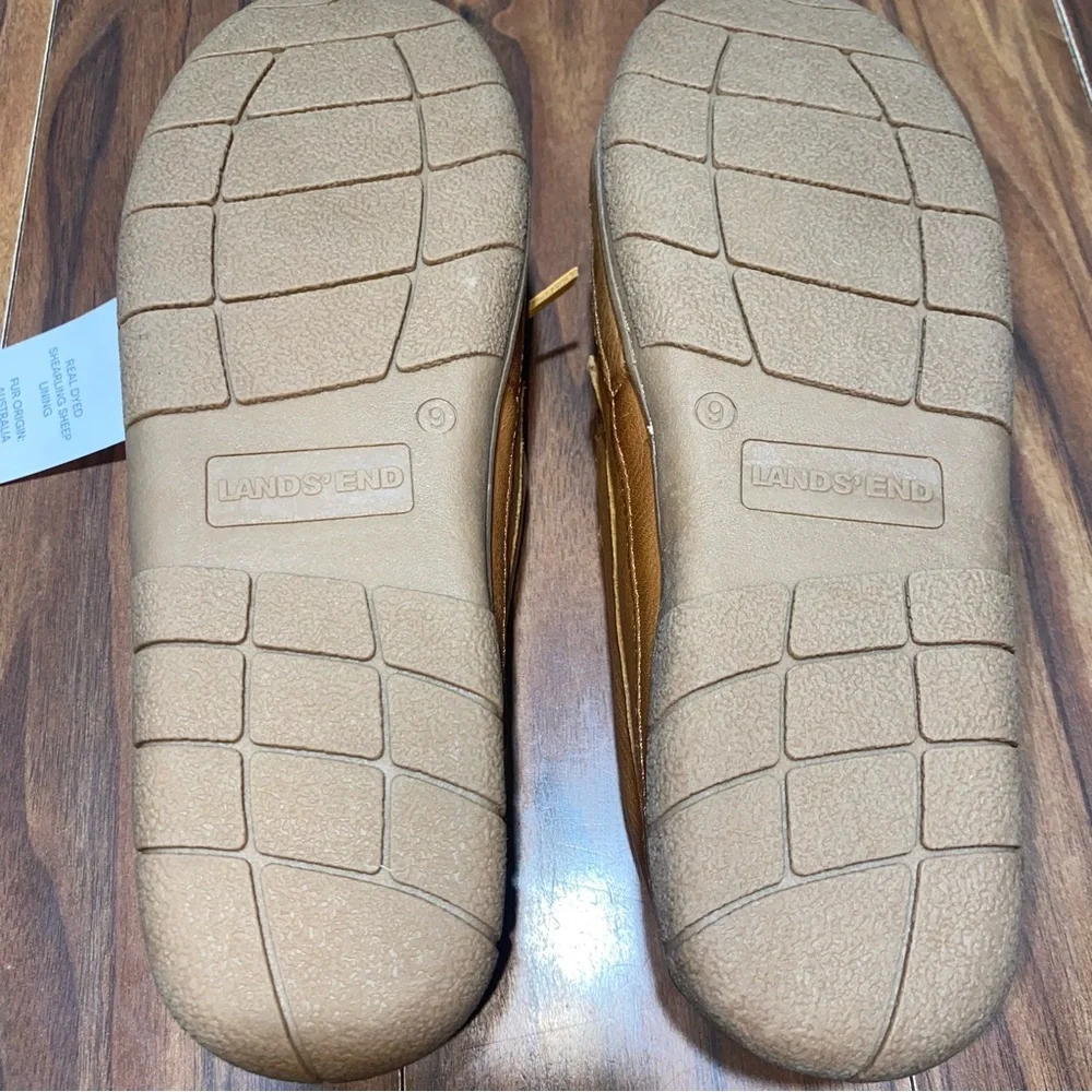 New Lands End Men's Brown Leather Moccasin Slippers - Picture 7 of 8